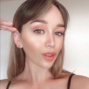 Meet your Posher, Allie